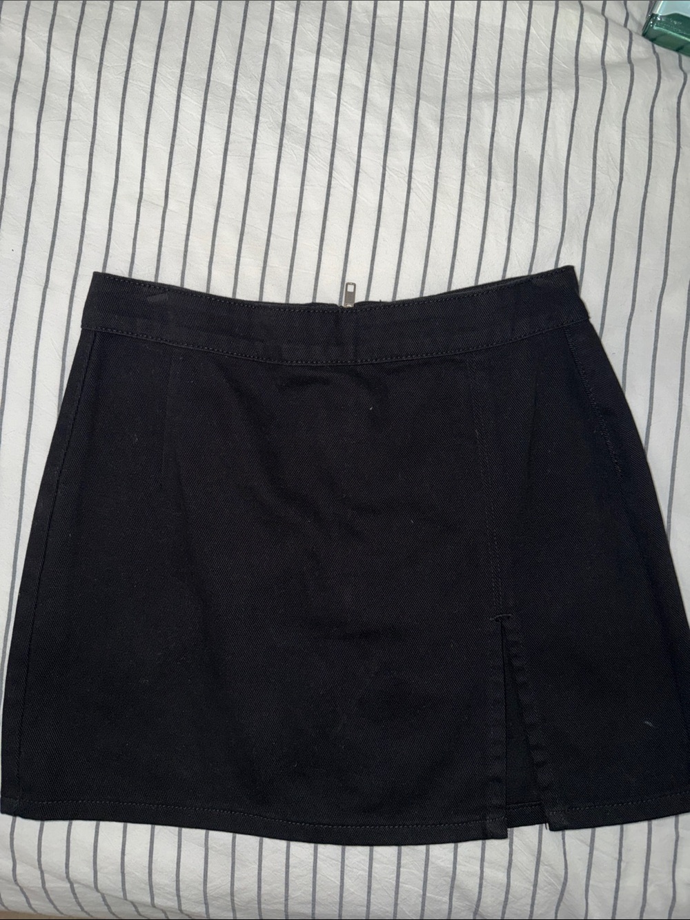Lioness Black Mini Skirt with Side Slit - Picture 1 of 3
